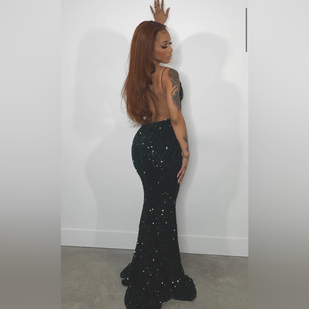 IVY - Picture 2 of 5